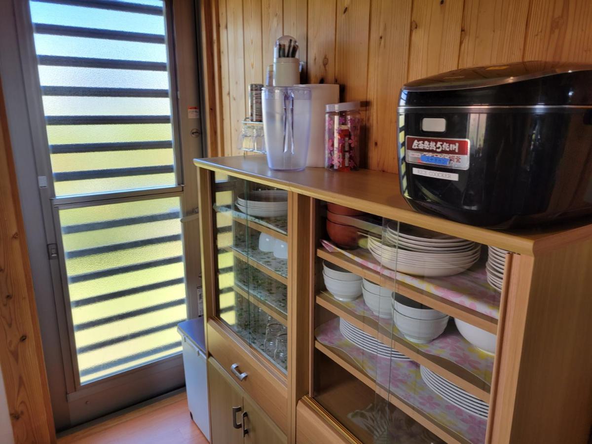 Pension Snadun Ginoza Exteriör bild